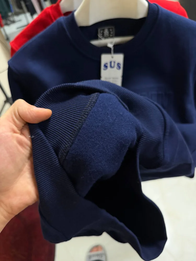 embossed-crewneck-sweatshirt-5